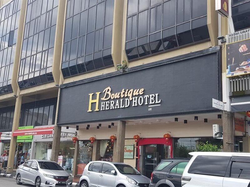 Capital O 89938 Herald Hotel Malacca Εξωτερικό φωτογραφία