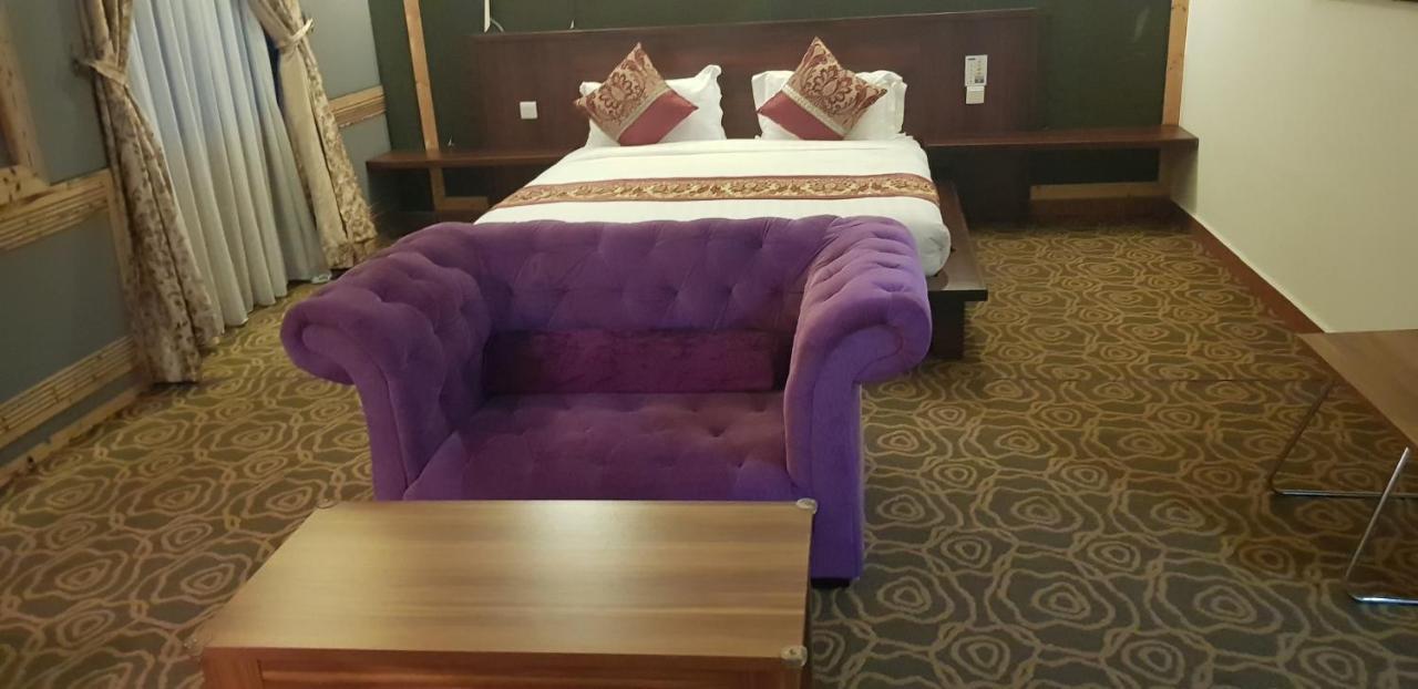 Capital O 89938 Herald Hotel Malacca Εξωτερικό φωτογραφία