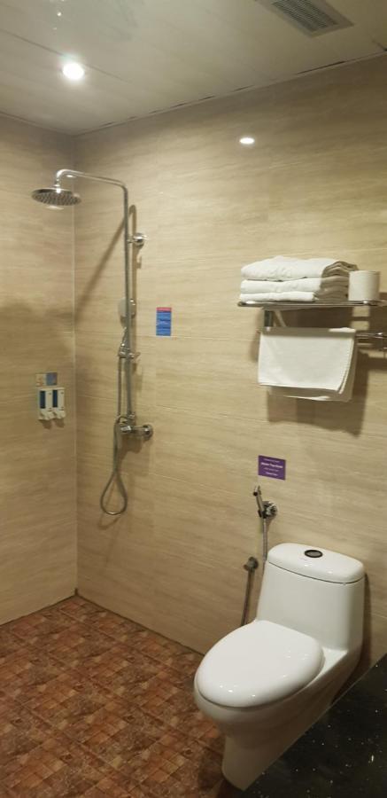 Capital O 89938 Herald Hotel Malacca Εξωτερικό φωτογραφία